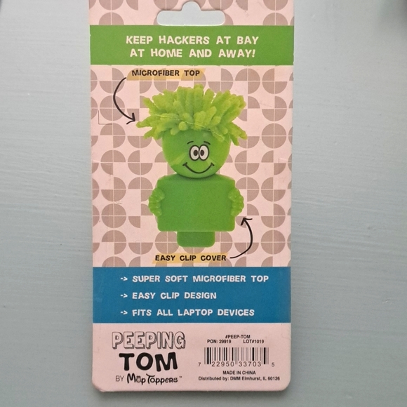 NWT Web Cam Cover & Screen Cleaner - Picture 3 of 3